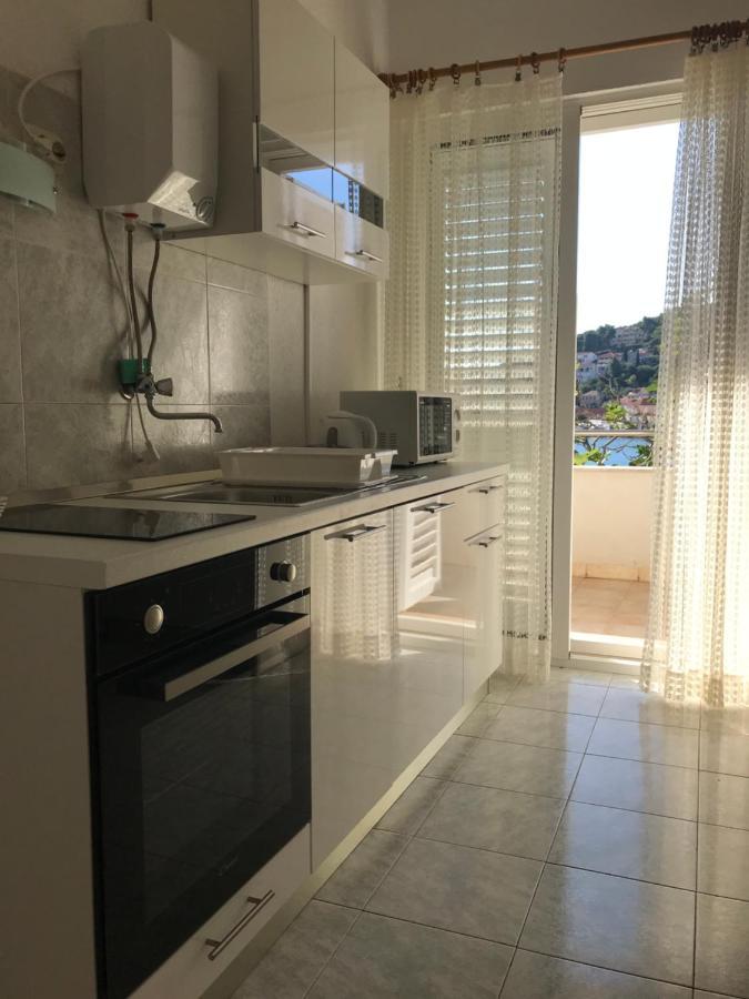 Apartmani Isabella - Ilda Radonic 젤사 외부 사진